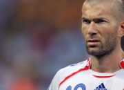 开云APP-卢卡库制胜之夜，当F1引擎的嘶吼，遇见足球心脏的轰鸣