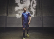 开云在线直播-绝境中的火焰，辛纳惊天逆转点燃戴维斯杯，诠释体育精神的永恒光芒