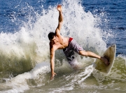 开云体育app-迪巴拉攻防两端统治赛场，马里奇迹般战胜曼城夺冠