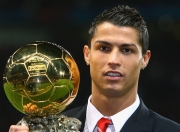 开云体育下载-欧文独舞撕裂防线，深圳队对阵猛龙，个人能力完全展现的战术启示