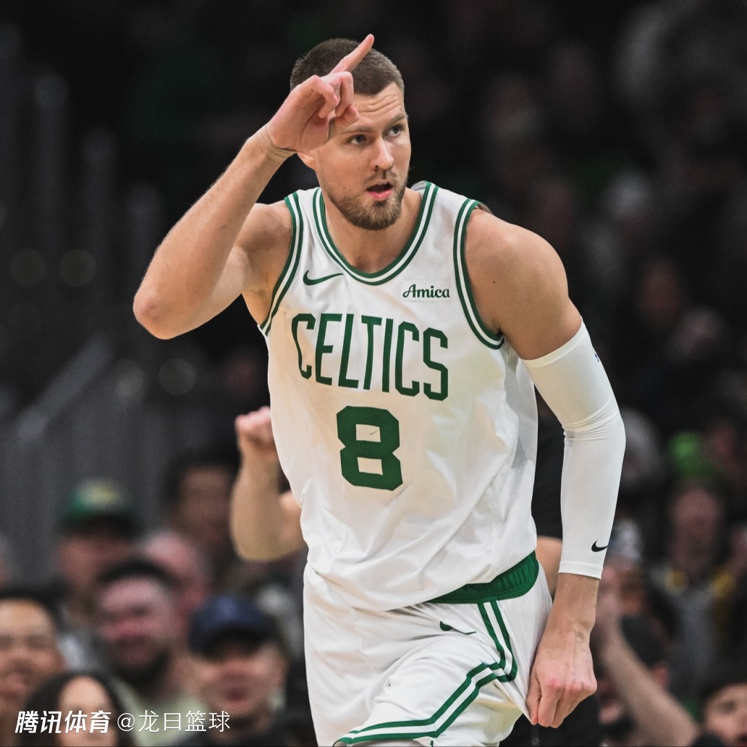 凯尔特人险胜魔术，费沃斯爆发神勇的简单介绍