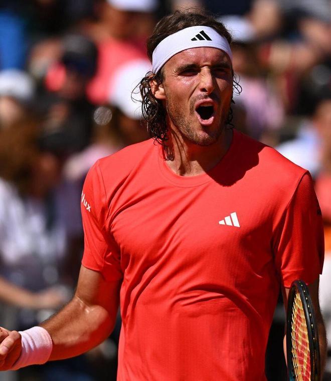 关于西班牙网球队翻盘法国网球队，西西帕斯制霸全场的信息