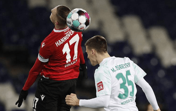 汉诺威主场战胜汉堡，取得关键胜利的简单介绍