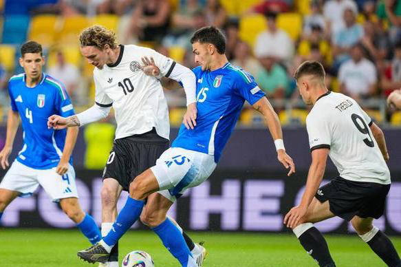 意大利球队取得胜利,晋级强赛 意大利球队取得胜利,晋级强赛