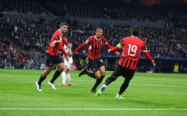 那不勒斯客场逆转AC米兰，夺得胜利