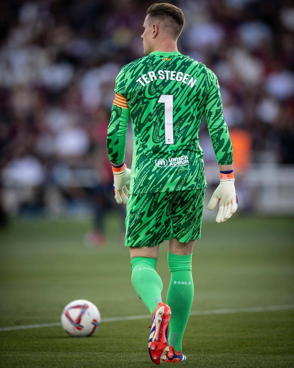 巴萨新援表现亮眼，球迷齐称赞的简单介绍