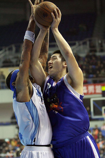 沃尔夫斯堡主场惜败，遭遇连败