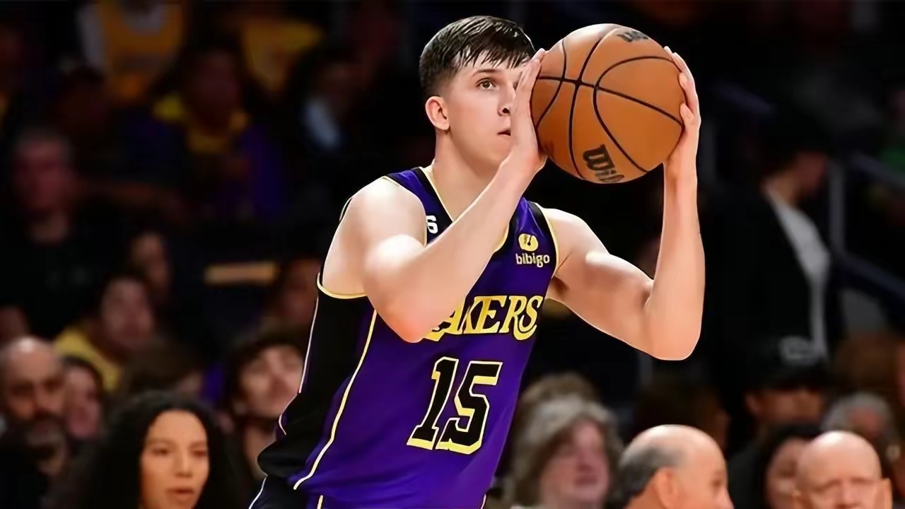 赫塔辛球员发挥出色，帮助球队获得胜利