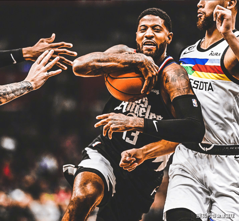 上海队完胜尼克斯,戈贝尔惊艳四座 上海队完胜尼克斯,戈贝尔惊艳四座