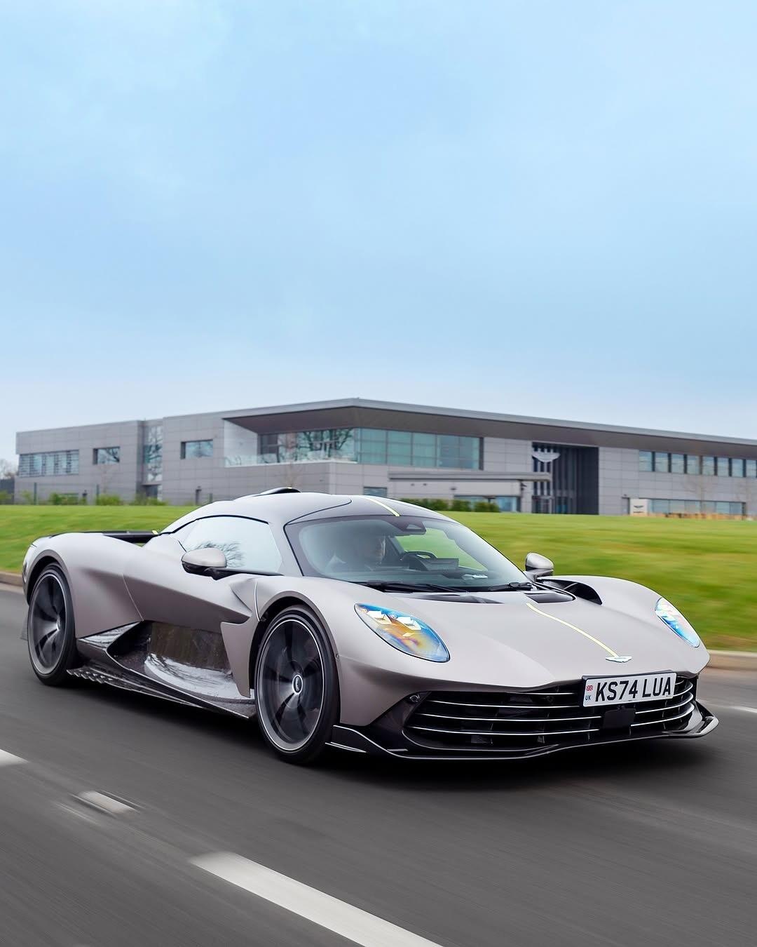 法拉利翻盘阿斯顿马丁,塞恩斯惊艳四座的简单介绍 法拉利翻盘阿斯顿马丁,塞恩斯惊艳四座的简单介绍