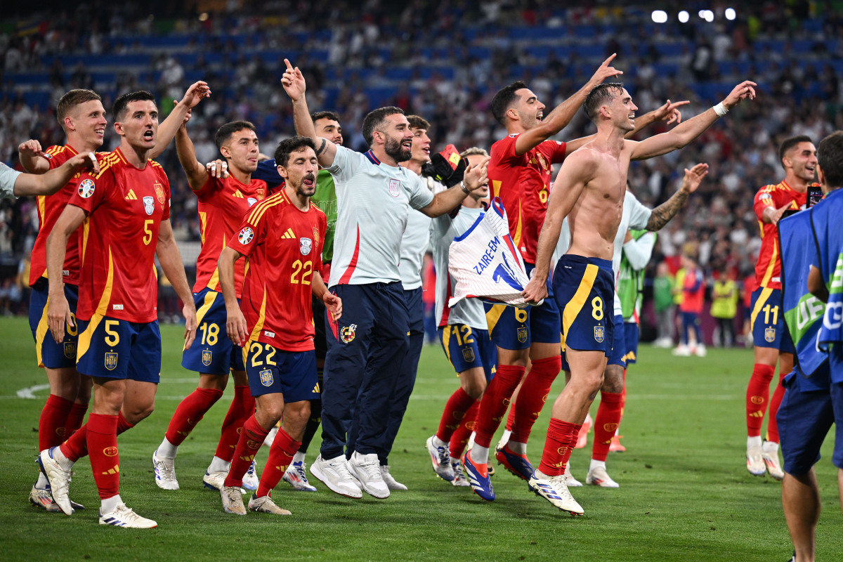 哥伦比亚小将闪耀,助球队晋级 哥伦比亚小将闪耀,助球队晋级