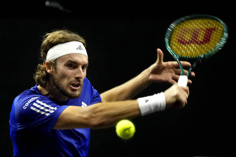 拉沃尔杯逆转美网，西西帕斯惊艳四座的简单介绍