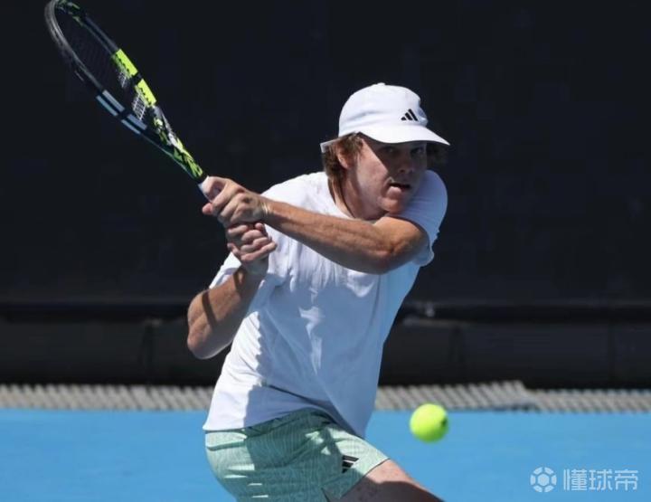 关于日本网球队翻盘欧洲网球队，西西帕斯爆发神勇的信息