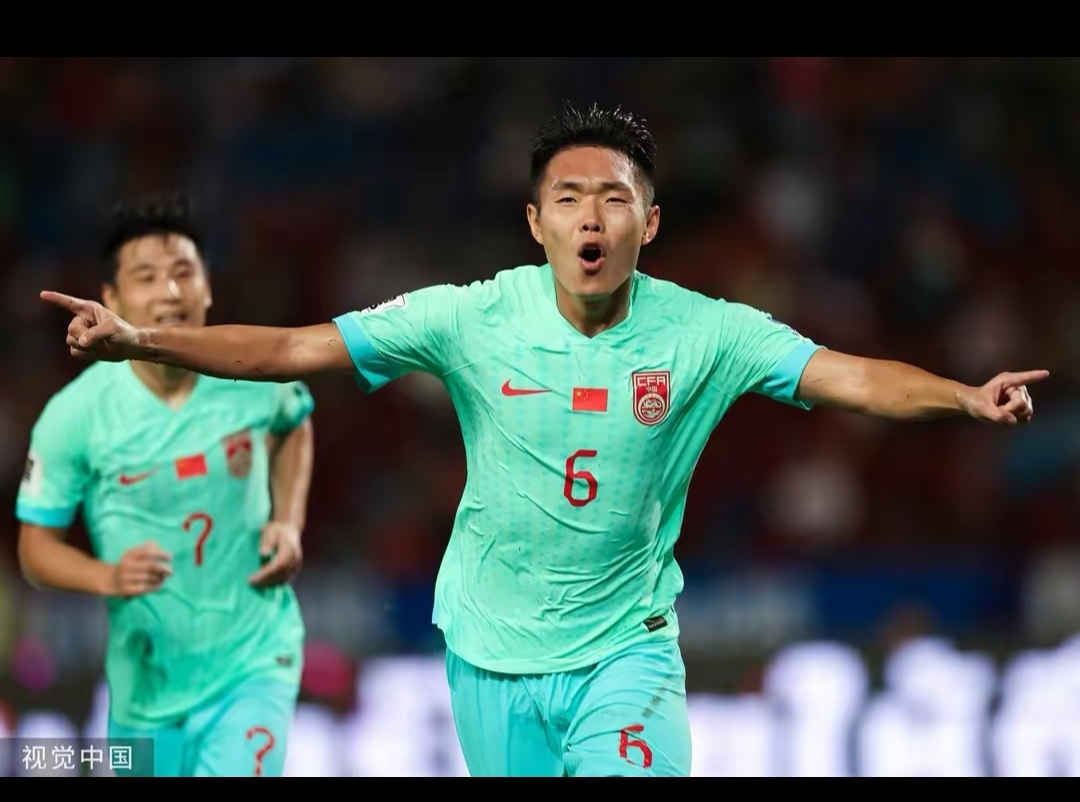 关于韩国队翻盘泰国队,黄鸭组合扛起全队的信息 关于韩国队翻盘泰国队,黄鸭组合扛起全队的信息