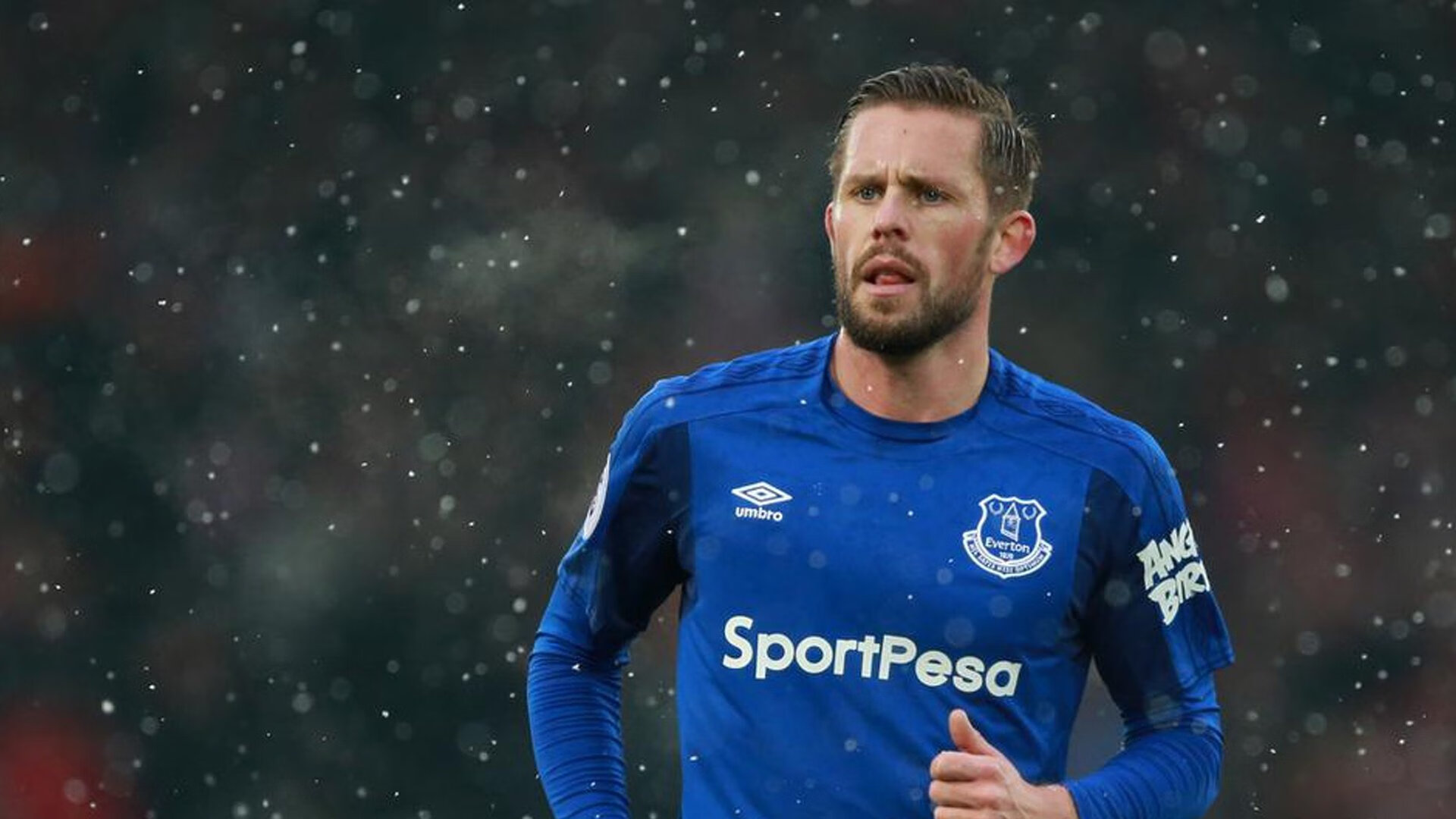 楚阿梅尼爆发,喀麦隆末节带走那不勒斯,非洲新星的欧洲震撼夜